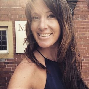 Meet your Posher, Debs